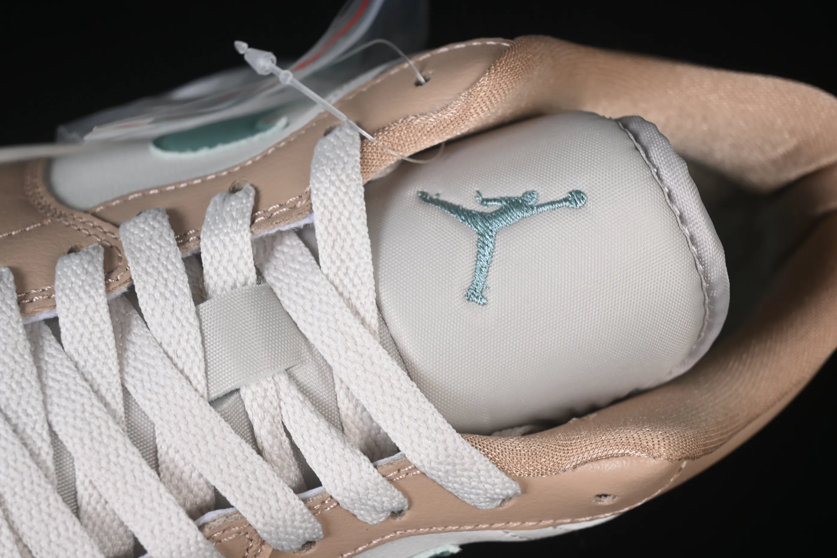 All categories Air Jordan Jordan series basketball shoes Air Jordan 1 Low Air Jordan 1 Low AJ1 Joe 1 Mi Orange low-top cultural and casual sneakers DC0774-130
